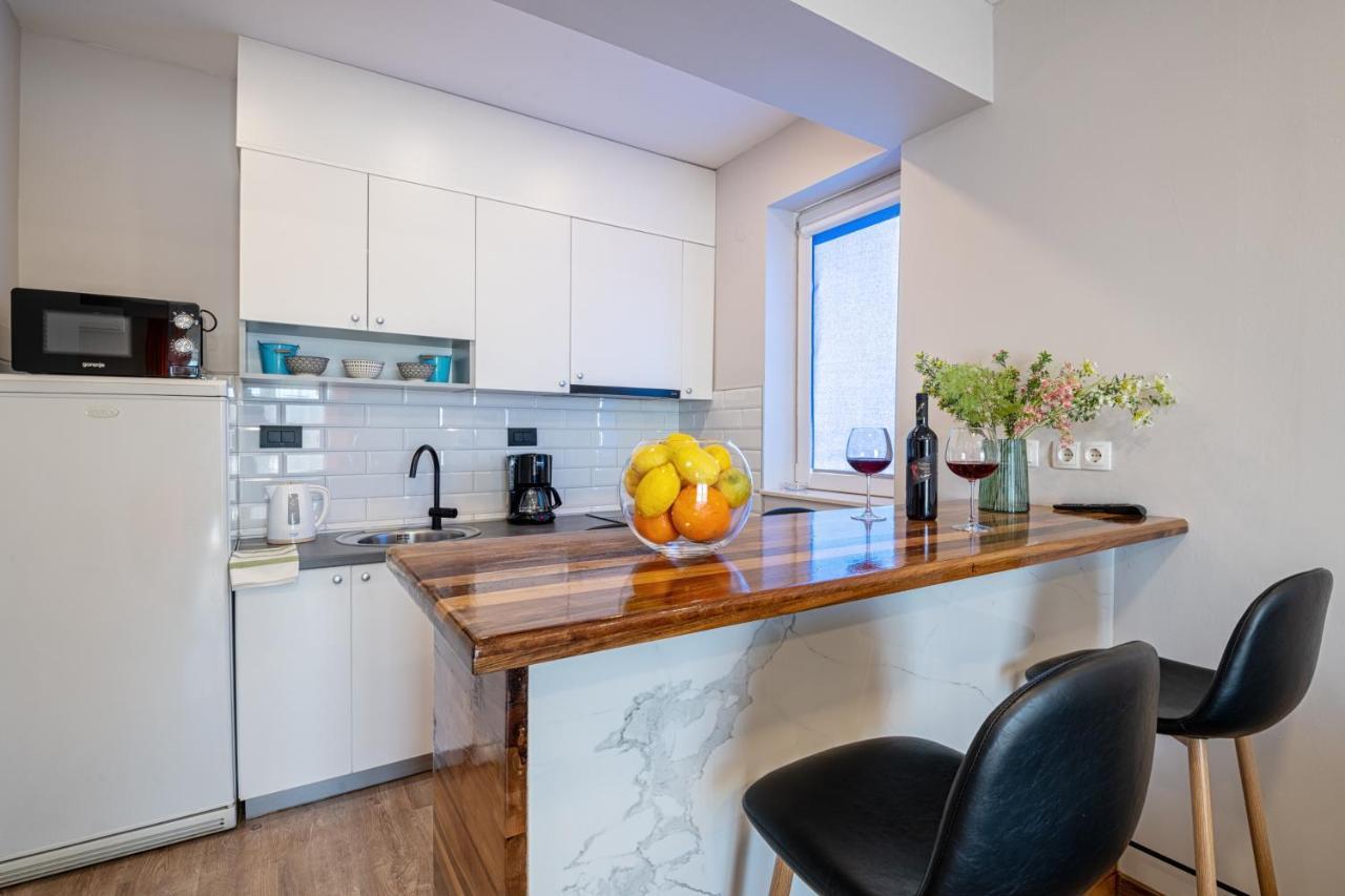 Apartments Leona เนอุม ภายนอก รูปภาพ